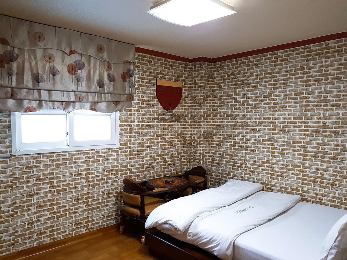 Gumi A Motel Екстериор снимка
